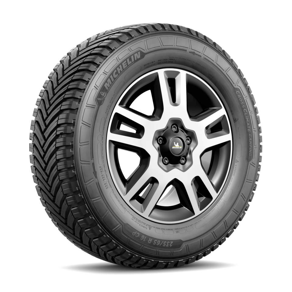 MICHELIN 215/70R15 CP 109/107R CrossClimate Camping 3PMSF