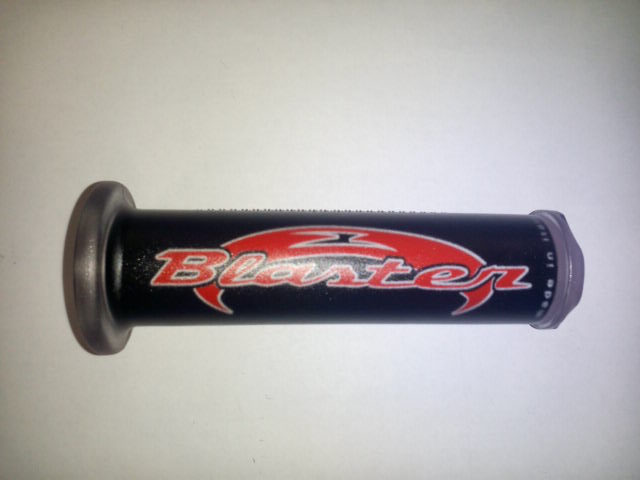 HARRI'S VÝPRODEJ gripy 01698-BLAN Quad BLASTER (120 MM/22 MM) bez otvoru barva černá/červená