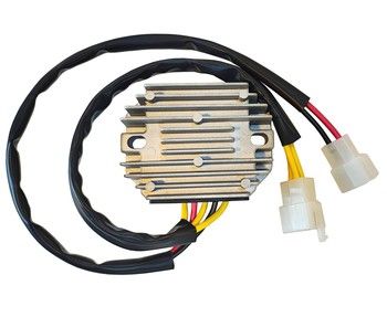 DZE regulátor napětí SUZUKI DR 125SE '94-'01; DR 200SE '95-'13; RG 125 '92-'94; TS 200 '91-'93 (32800-08D10) 12V/25A