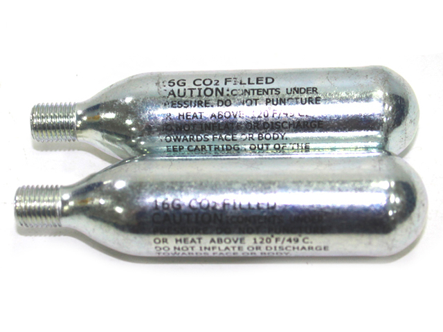 PSYCHIC co2 bombička pro huštění tyre - se threadem (2 pieces) (3050)