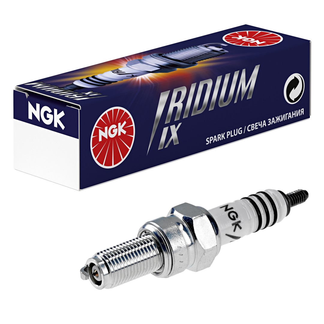 NGK IRIDIUM spark plug CR8EIX (NR 4218) (IU24) (4)