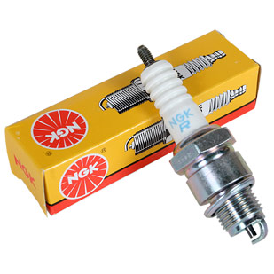 NGK spark plug LMAR8A-9 (NR 4313) YAMAHA MT 07-24, TENERE 700 19-24, R3 17-21, TRIUMPH 900/1200 (10)
