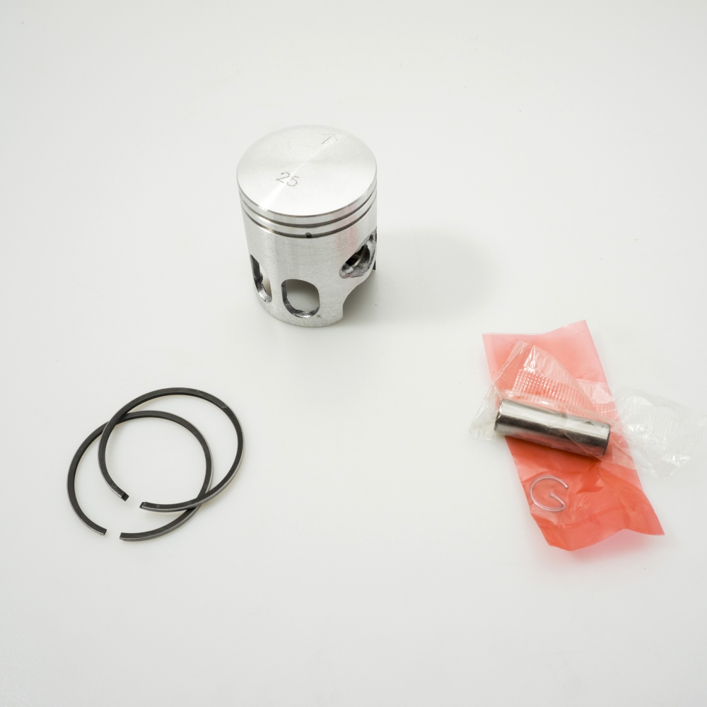 Piston OMP YAMAHA jog 50 APRILIA sr/amico/sonic/rally/guliver/sonic, YAMAHA aeorox/neos/ why/beluga/bws 50 +0,25 (40,25 mm) (4801D025)