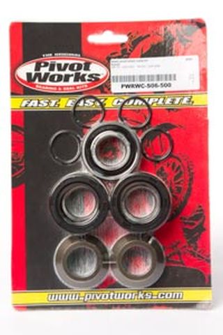 Levně PIVOT WORKS sada ložisek s pouzdry vodotěsnými kola zadního SUZUKI RM125 00-08, RM250 00-08 (PIVOT WORKS sada ložisek s pouzdry vodotěsnými kola)