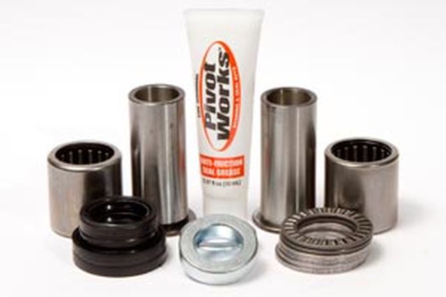 Swingarm repair kit PIVOT WORKS 8-PWSAKK06021