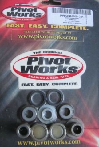 Central (rear) shock absorber repair kit PIVOT WORKS 8-PWSHKK09021