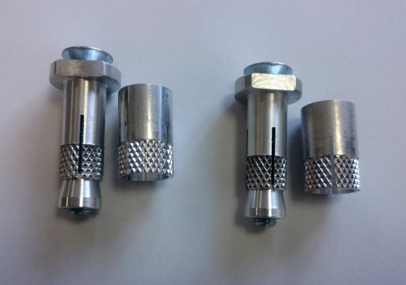 A screw with a mount for handbars (inserted in handlebars) - fits handlebars with hole diameter POLISPORT 8306800002