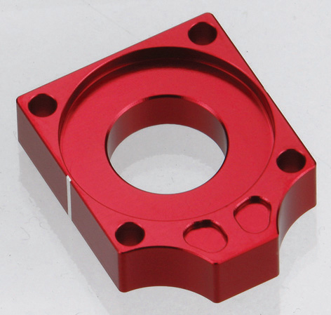 ACCEL napínač zadní osy HONDA CRF 250R 10-12, CRF 450R 09-12 barva červená