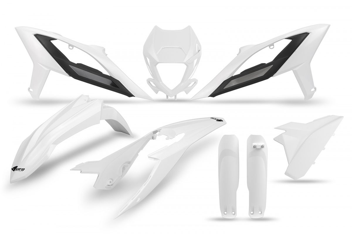 UFO kompletní sada plastů (FULL KIT) s kryty tlumičů BETA RR 125 / 250 / 300 / 350 / 400 / 450 23-24 barva bílá