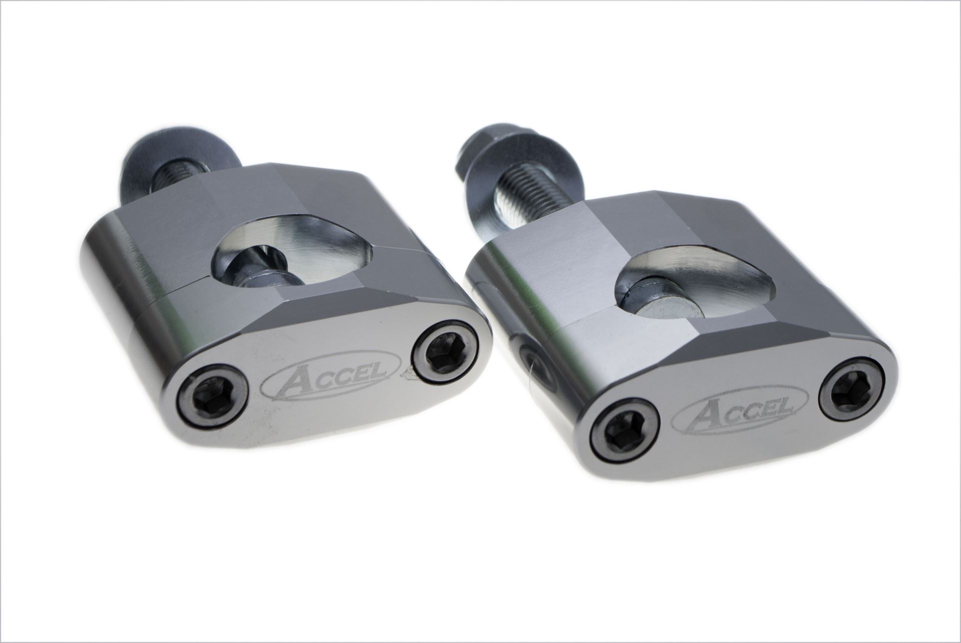 Levně ACCEL držáky/zvedáky na řidítka (28,6mm) výška 34mm se šroubem M12 barva stříbrná (BM-02SV28) (ACCEL držáky/zvedáky na řidítka (28,6mm) výška 34mm se)