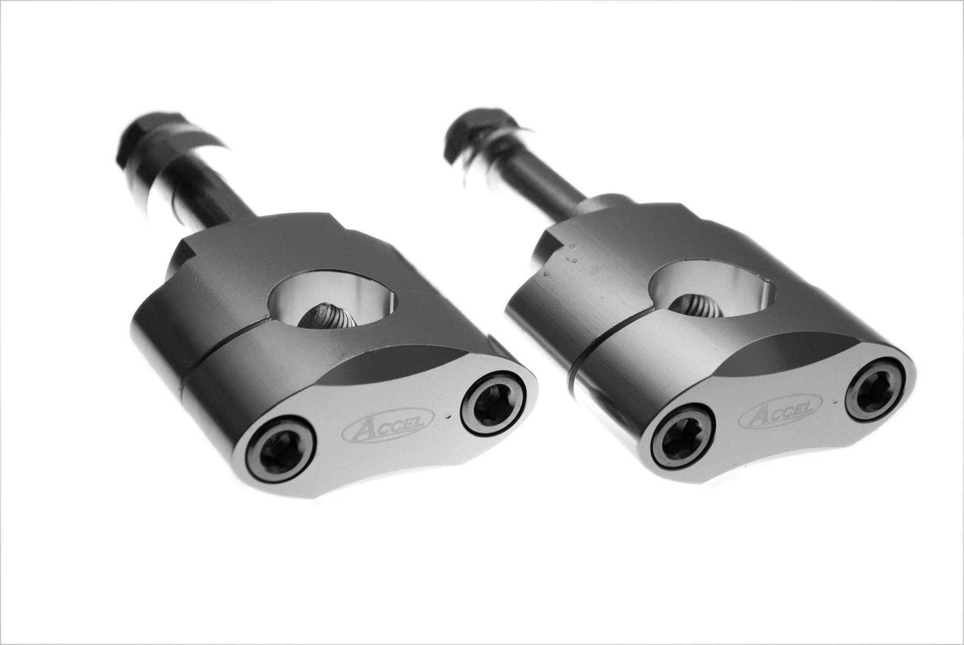 Levně ACCEL držáky/zvedáky na řidítka (22,2mm) výška 34,7mm se šroubem M12 barva stříbrná (BM-07SV22) (ACCEL držáky/zvedáky na řidítka (22,2mm) výška)