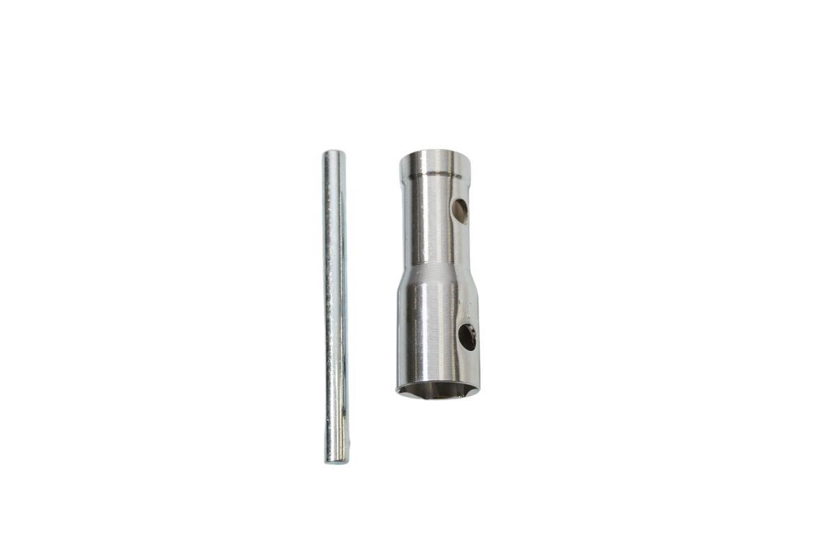 Spark plug wrenchof grips and třemi šestihrannými nástrčnými barrelmi BUZZETTI BZ4840