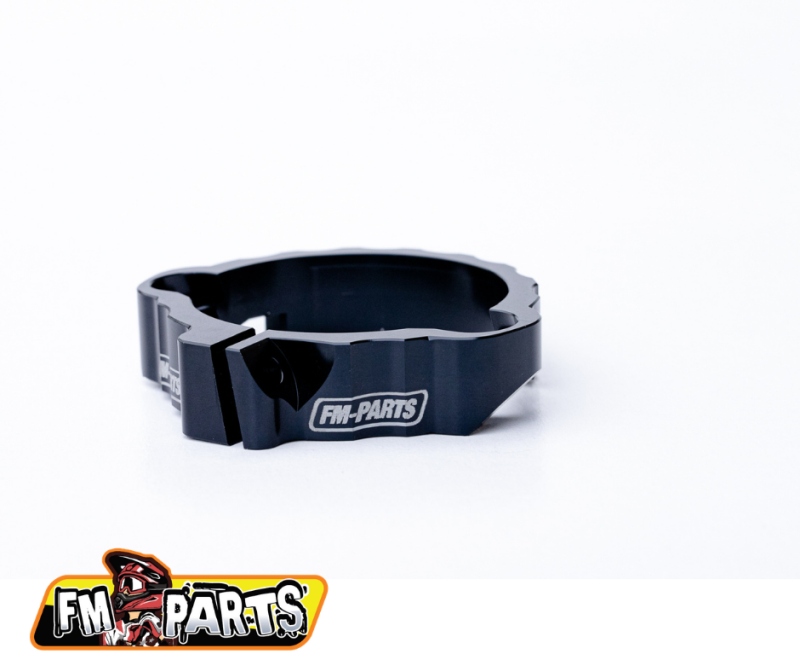 FM-PARTS zesílení výfukového potrubí KTM/HUSQVARNA 17-24 barva černá (FM-PARTS zesílení výfukového potrubí KTM/HUSQVARNA 17-24 barva černá)