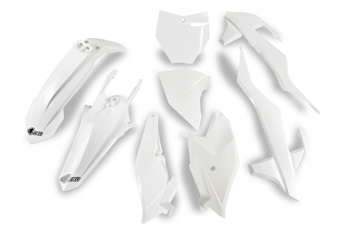 Complete set of plastics UFO GGKIT701041