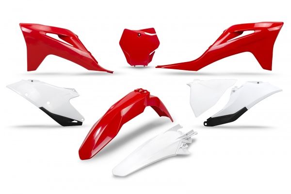 Complete set of plastics UFO GGKIT702999