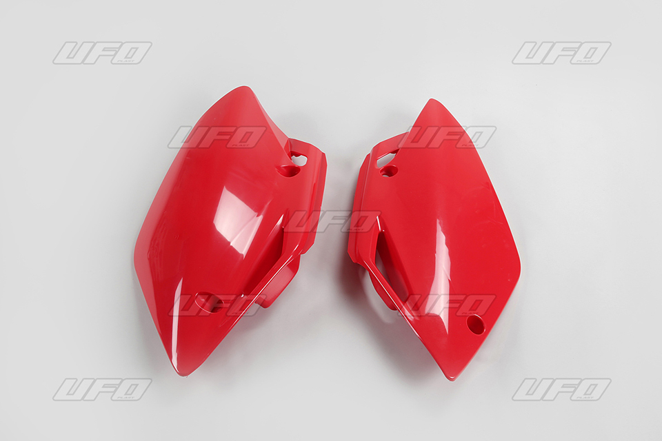 UFO boční tabulky na startovací číslo HONDA CRF 150R 07-26, barva červená