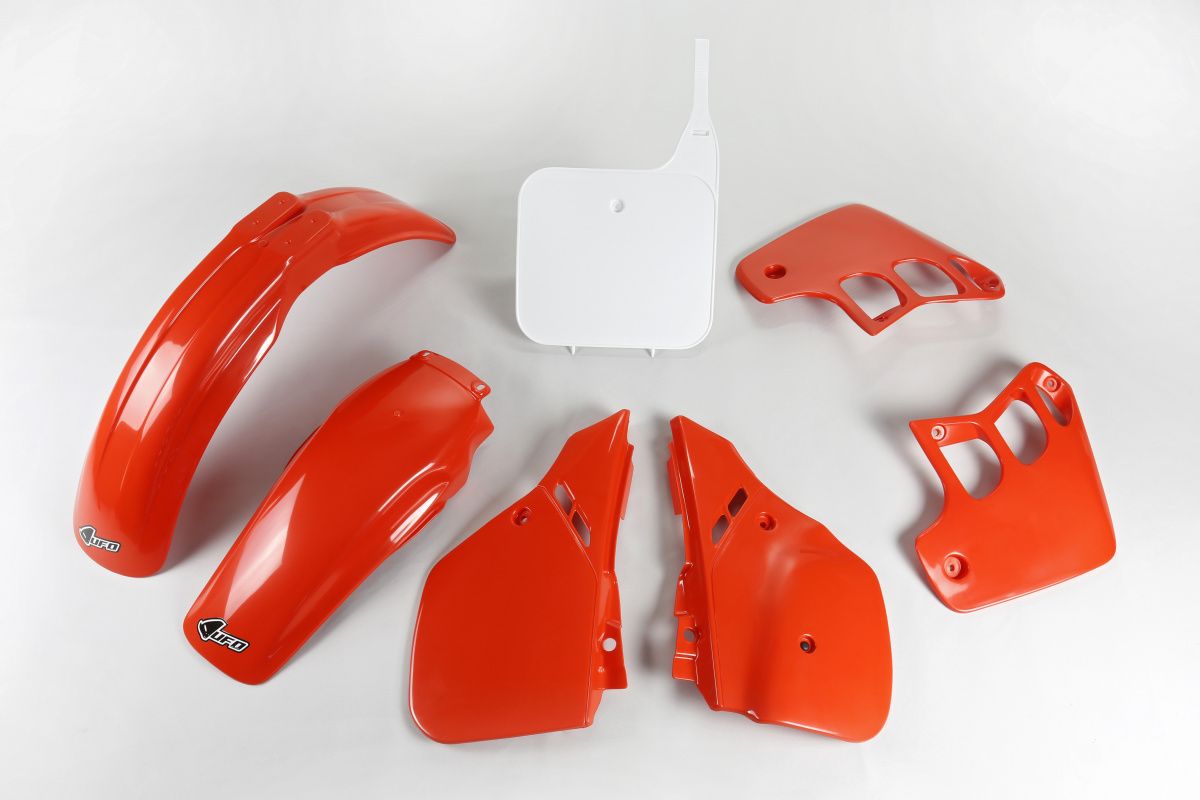 Complete set of plastics UFO HOKIT098999W