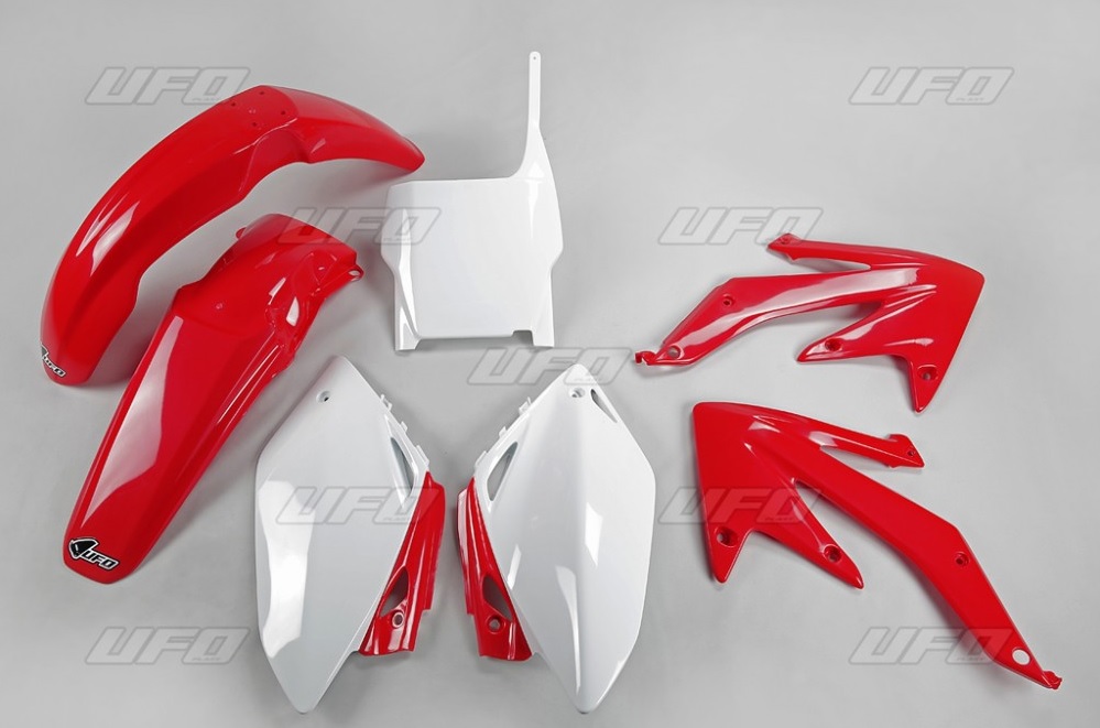 Complete set of plastics UFO HOKIT110999