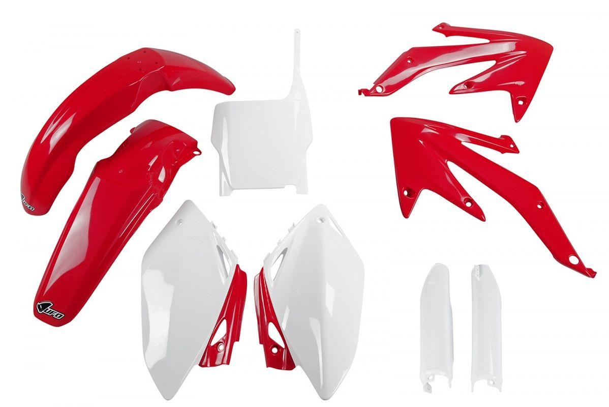 Complete set of plastics ( UFO HOKIT110F999