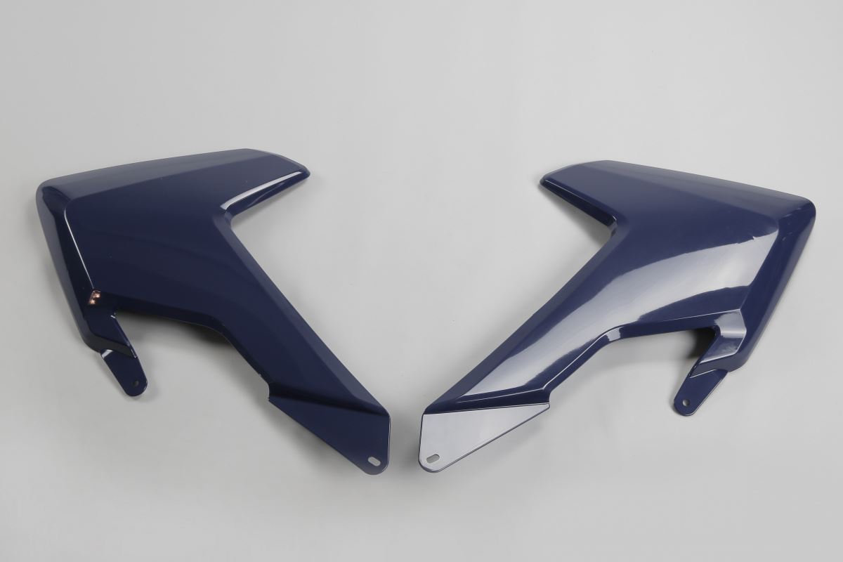 UFO kryty chladiče HUSQVARNA TC 125/300 16-18, TC 250 17-18, TE/TX 125/250/300 17-19, FE 250/350/450/501 17-19, FC 250/350/450 16-18 barva světle modrá.