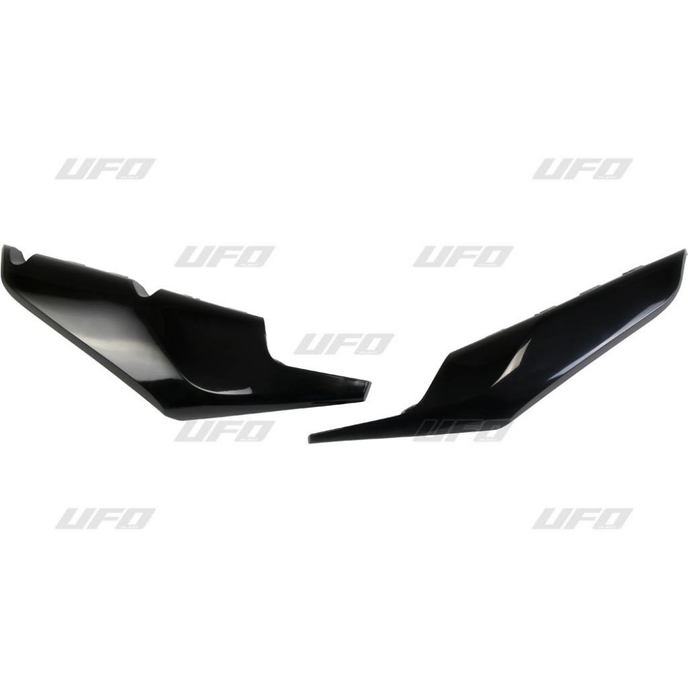 UFO boční tabulky na startovací číslo HUSQVARNA TC 125/250 19-22, FC 250/350/450 19-22, TE 150/250/300 20-23, FE 250/350/450/501 20-23, (spodní) barva černá