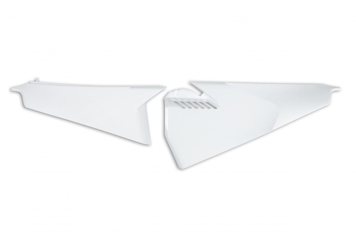 Side plates for starting number UFO HU03397040