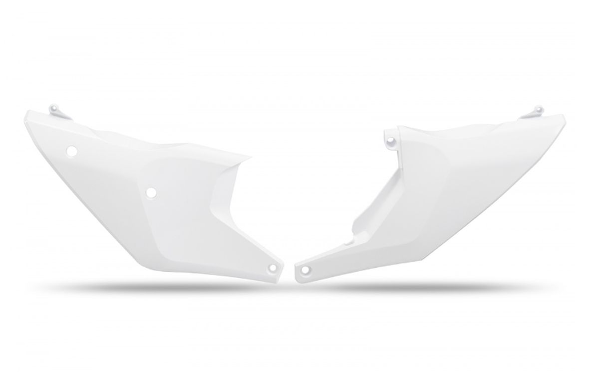 UFO boční tabulky na startovací číslo HUSQVARNA TC 125 / 250 23-26, TE 150 / 250 / 300 24-26, FC / TX / FX / FE 300 / 350 / 450 / 501 24-26, barva bílá