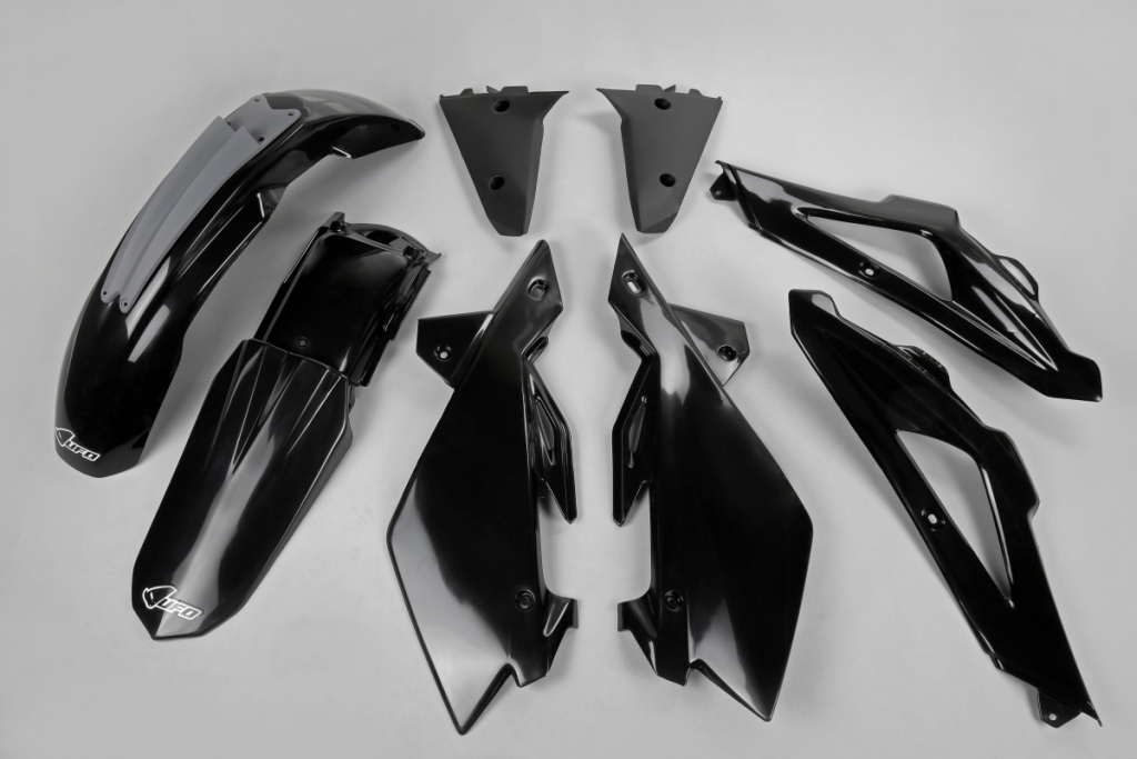 Complete set of plastics UFO HUKIT602001