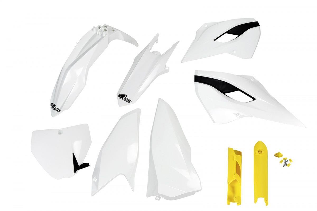 Complete set of plastics ( UFO HUKIT613F999