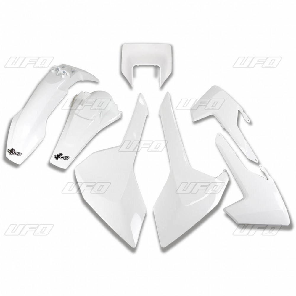 Complete set of plastics UFO HUKIT621041