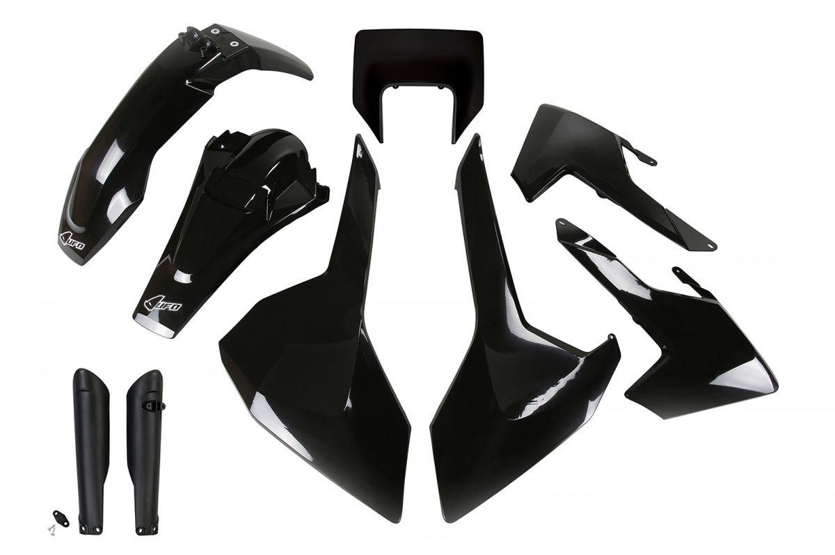 Complete set of plastics ( UFO HUKIT621F001