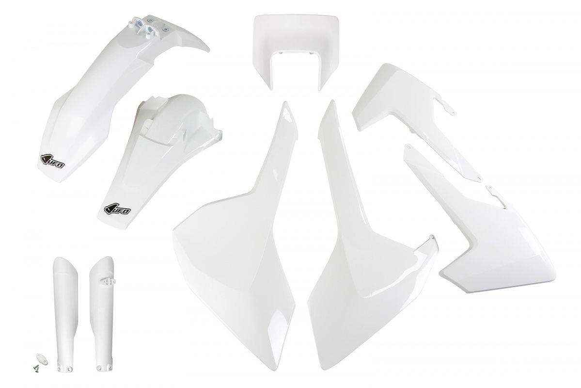Complete set of plastics ( UFO HUKIT621F041