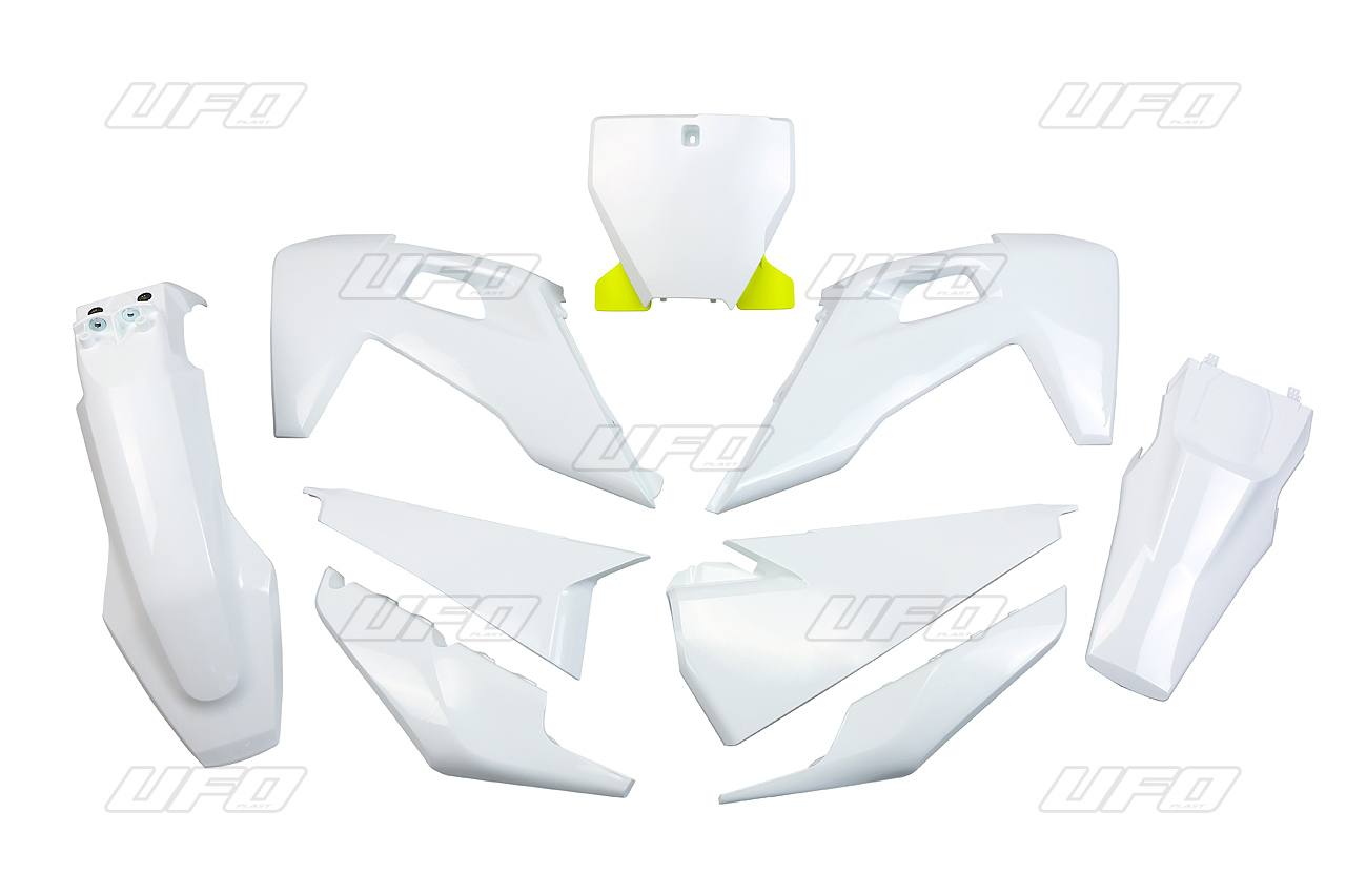 Complete set of plastics UFO HUKIT622999