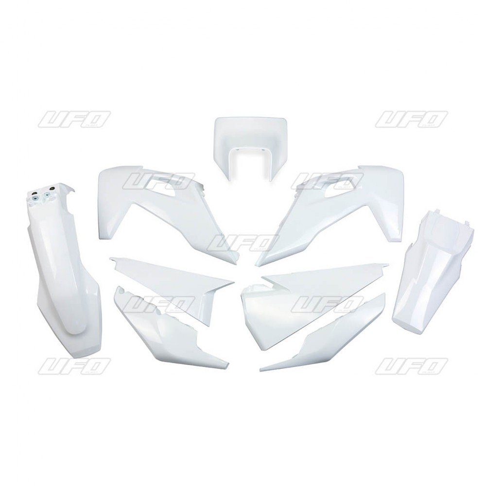 Complete set of plastics UFO HUKIT623041