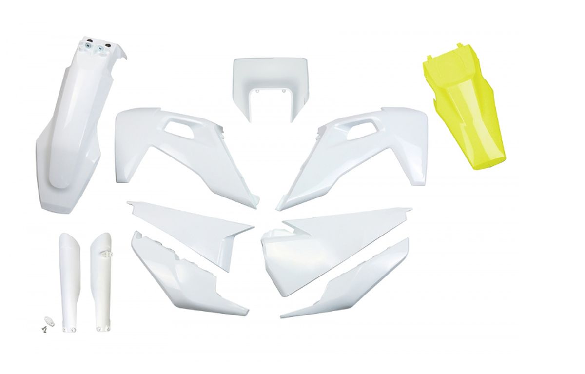 Complete set of plastics ( UFO HUKIT623F999D