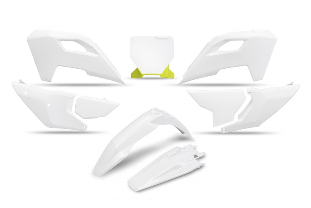 Complete set of plastics UFO HUKIT626040