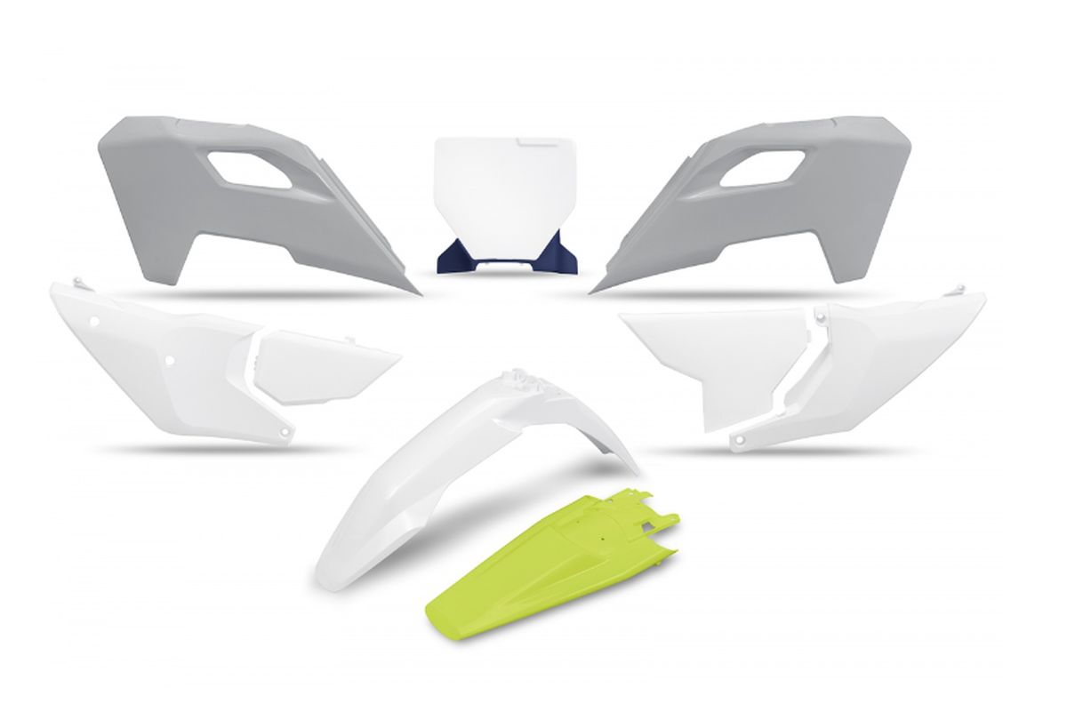 Complete set of plastics UFO HUKIT626999
