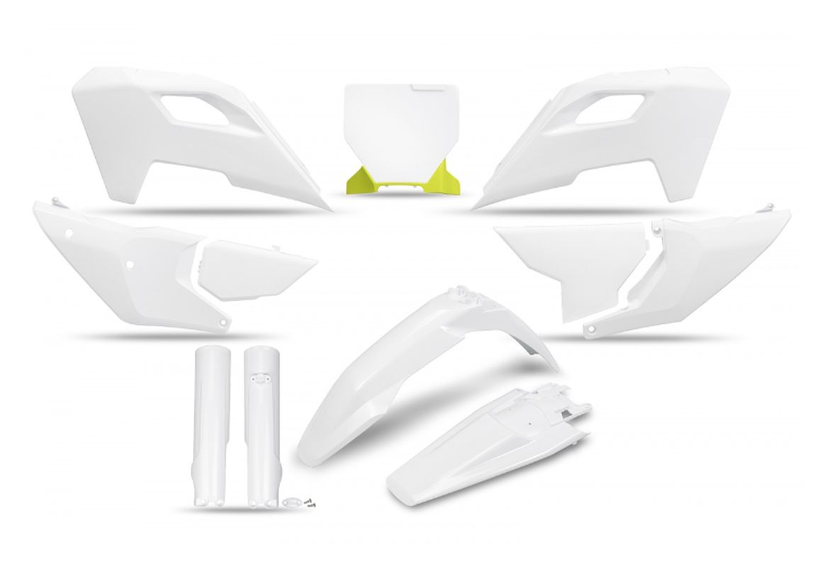 Complete set of plastics ( UFO HUKIT626F040