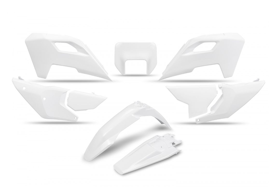 Complete set of plastics UFO HUKIT627040
