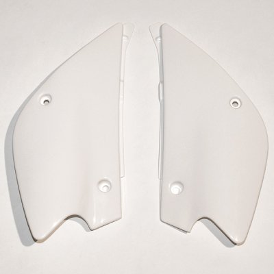 UFO boční tabulky zadní KAWASAKI KX 80 98-00, KX 85 01-13 barva bílá