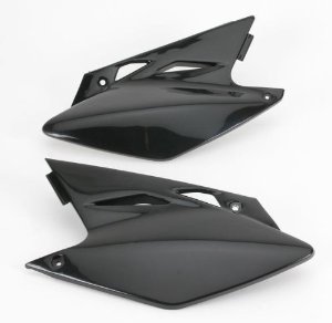 UFO boční tabulky zadní KAWASAKI KXF 450 06-08 barva černá