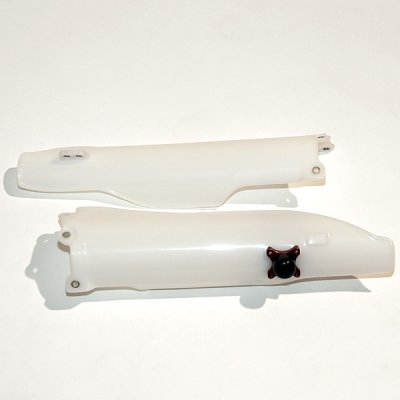 Front shock absorber covers with lock UFO KA03776280