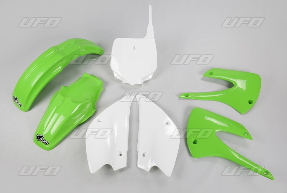 UFO kompletní sada plastů KAWASAKI KX 85 01-13 barva OEM (zelená/bílá) (KX85 01-09, KX85 11-12) (KA207E999)