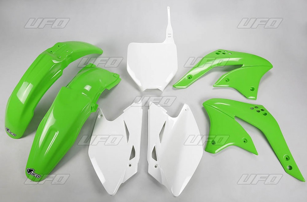 Complete set of plastics UFO KAKIT211999