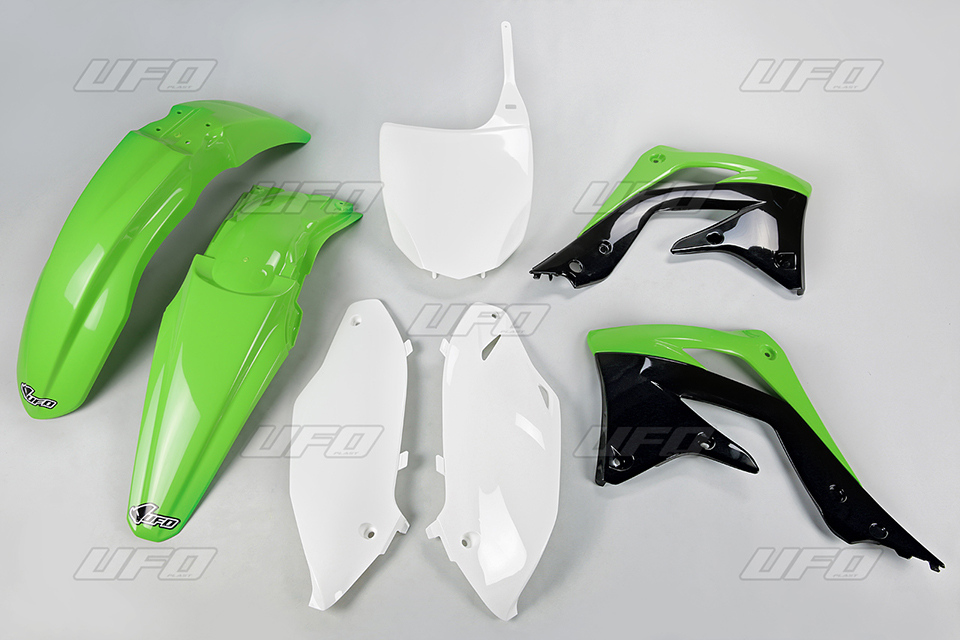 Complete set of plastics UFO KAKIT217999
