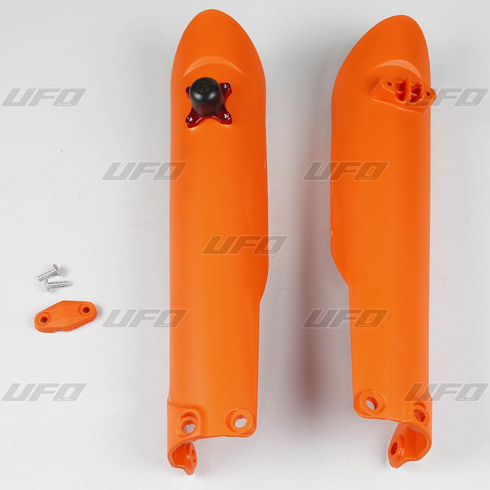 UFO kryty předních tlumičů KTM SX / SX-F 15-21 se zámkem barva oranžová (UFO kryty předních tlumičů KTM SX / SX-F 15-21 se zámkem barva oranžová)