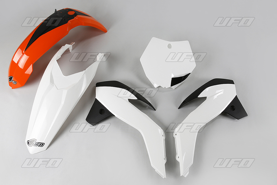 UFO kompletní sada plastů KTM SX 85 13-17 barva 17 (bílá/oranžová) (UFO kompletní sada plastů KTM SX 85 13-17 barva 17 (bílá/oranžová))