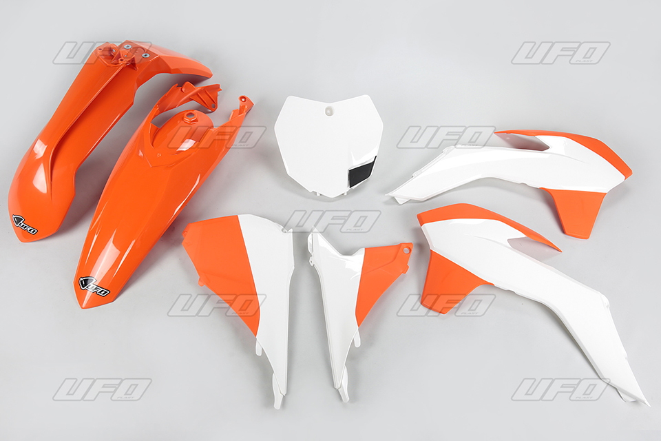UFO kompletní sada plastů KTM SX/SXF 13-15, SX 250 16, barva 15 (bílá/oranžová) (KT515E999W) (UFO kompletní sada plastů KTM SX/SXF 13-15, SX 250 16,)