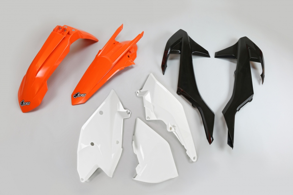 Complete set of plastics UFO KTKIT518999W