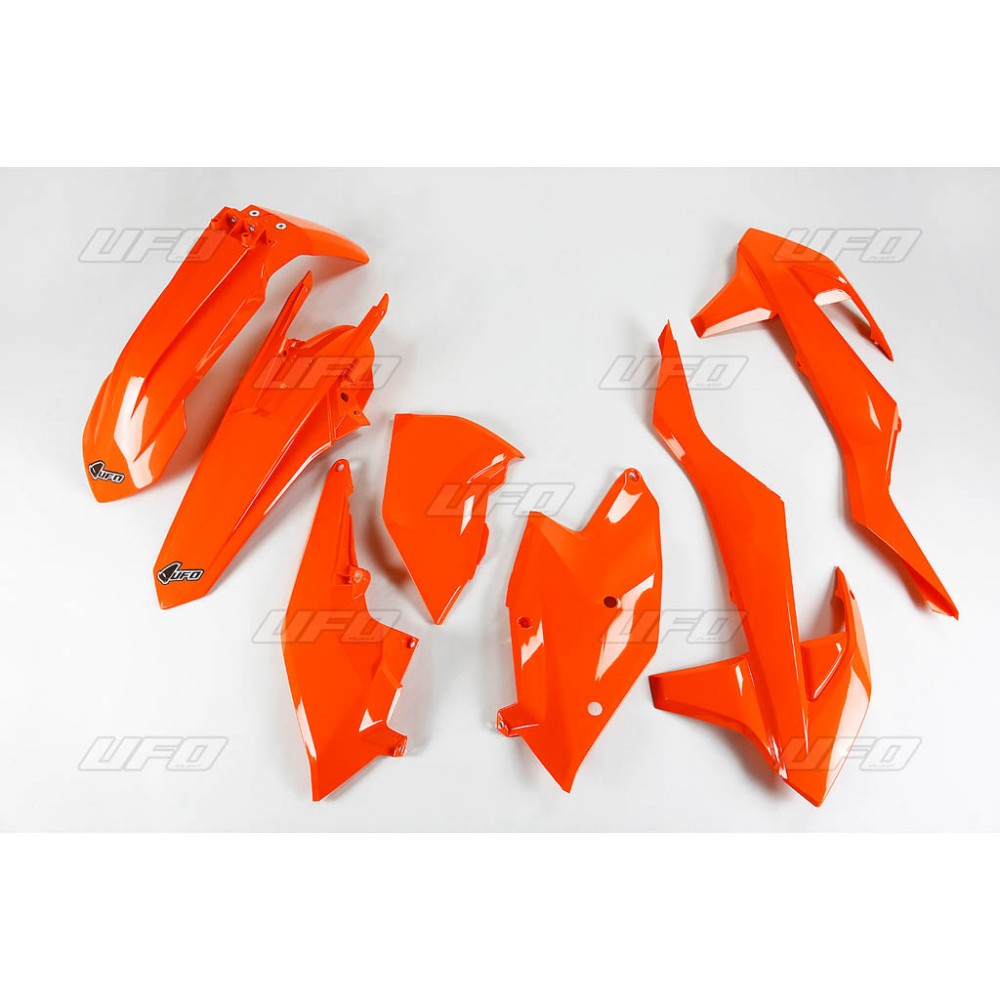 UFO kompletní sada plastů KTM EXC/EXC-F TPI 17-19, barva oranžová fluorescenční (KT518FFLU)